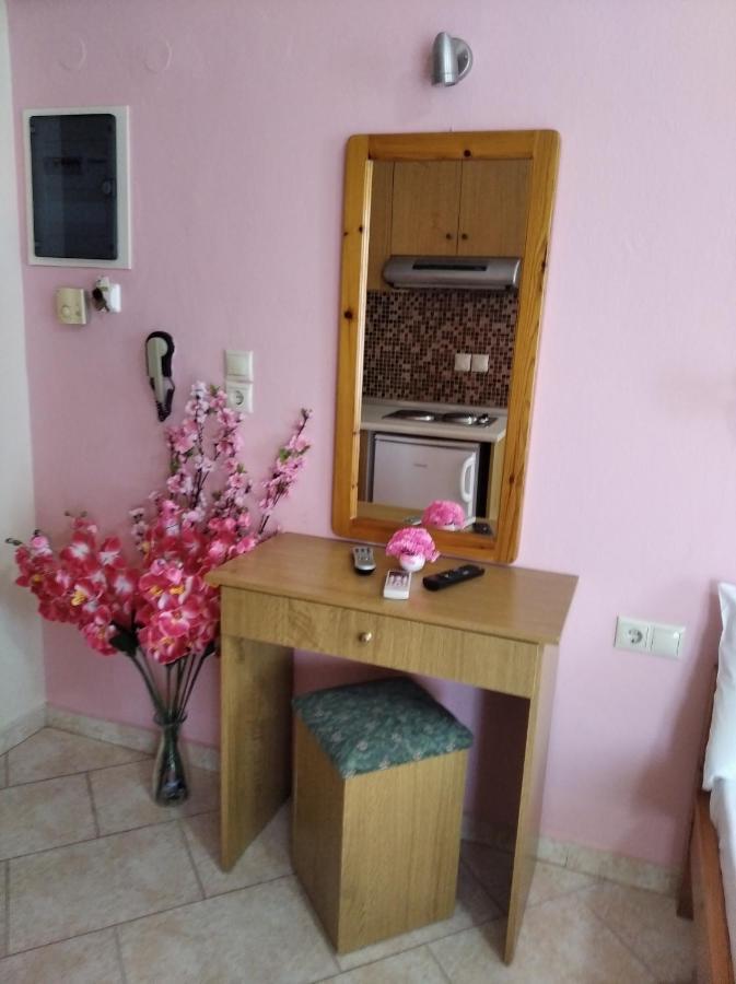 Poseidon Rooms Vrasná Zewnętrze zdjęcie