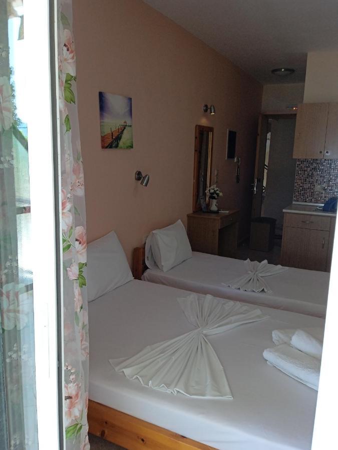 Poseidon Rooms Vrasná Zewnętrze zdjęcie